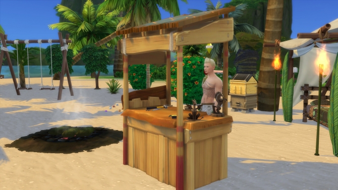 Castaways woodworking Table by Serinion by Mod The Sims